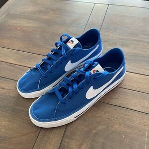 New Nike Court Legacy Men’s Shoes, Size 10